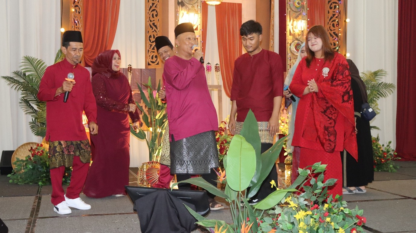 Senari Synergy Staff